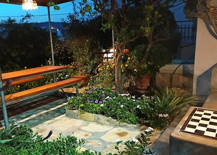 Voulas Garden 4family * Leipsoí